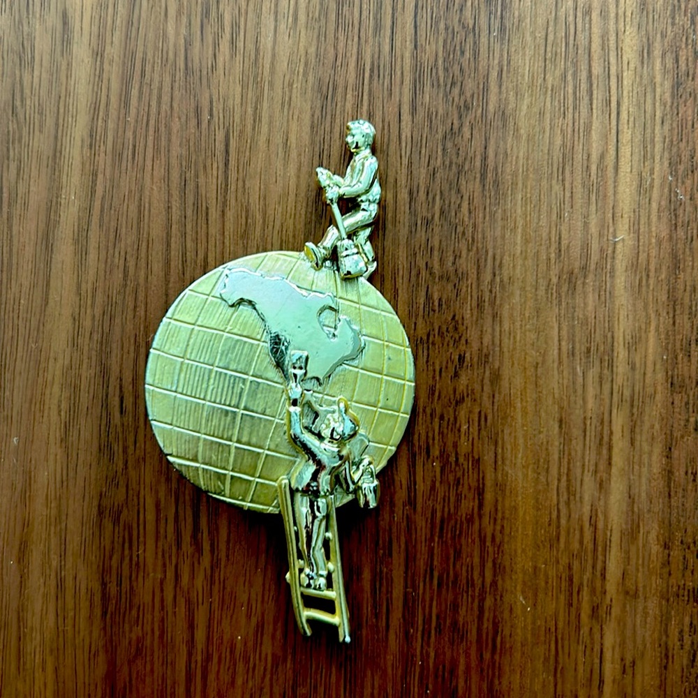 Gold pin out after the big Mississippi flood in the 90s